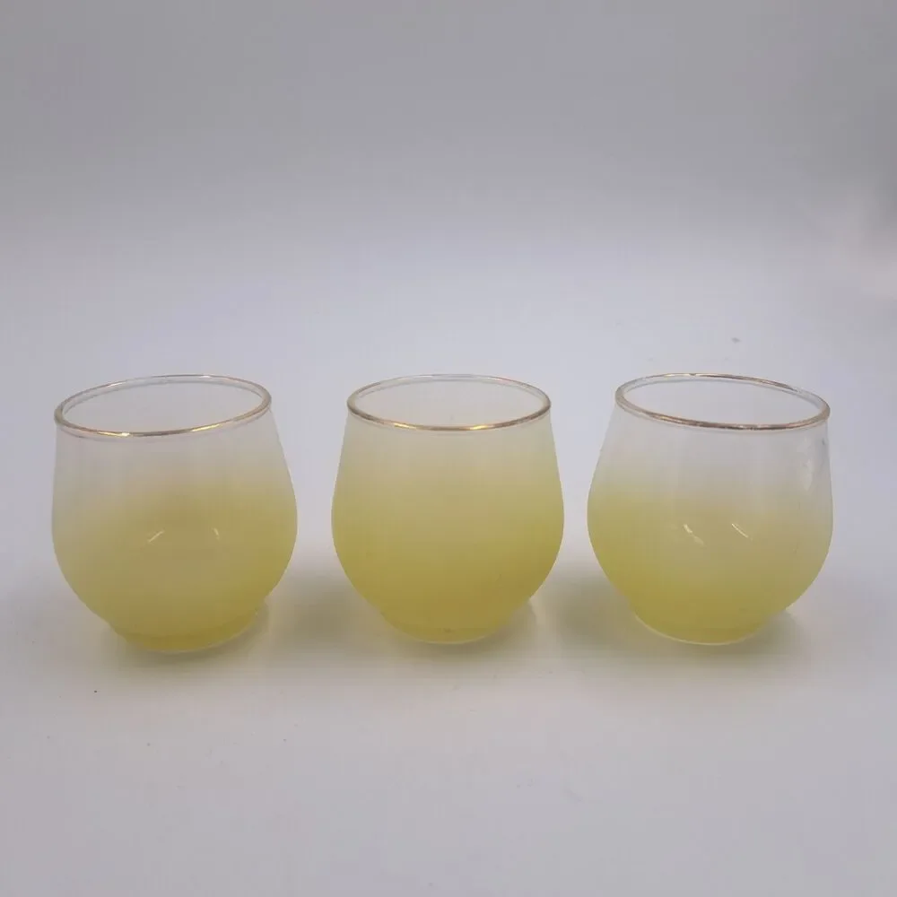 Vintage MCM Blendo Frosted Yellow Cocktail Mixer Pitcher & 3 Glasses